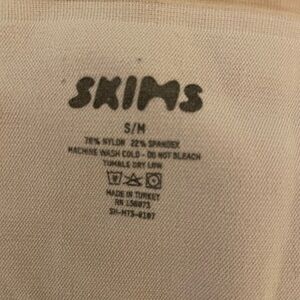 Skims butt enhancing shapewear shorts